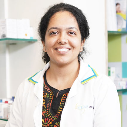 Dr. Aditee Madkaikar - Eye specialist In Mumbai